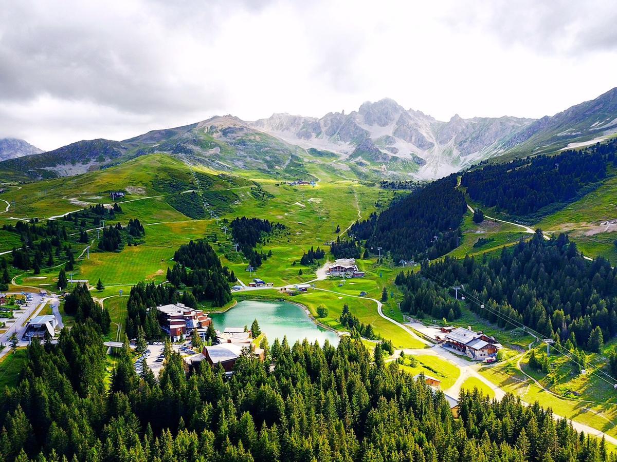 Residence Le Domaine Du Jardin Alpin - Courchevel 1850 Eksteriør billede